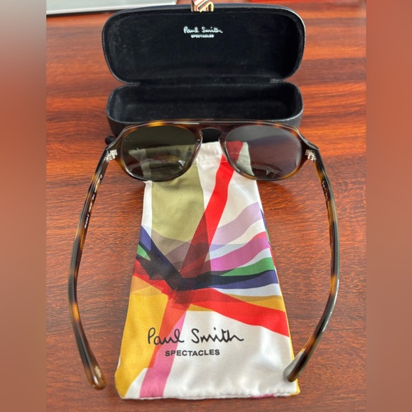 Paul Smith Elvin Sunglasses with Case - Picture 6 of 6